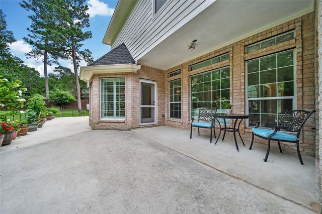 345 Ridgelake Scenic Drive, Montgomery, TX 77316