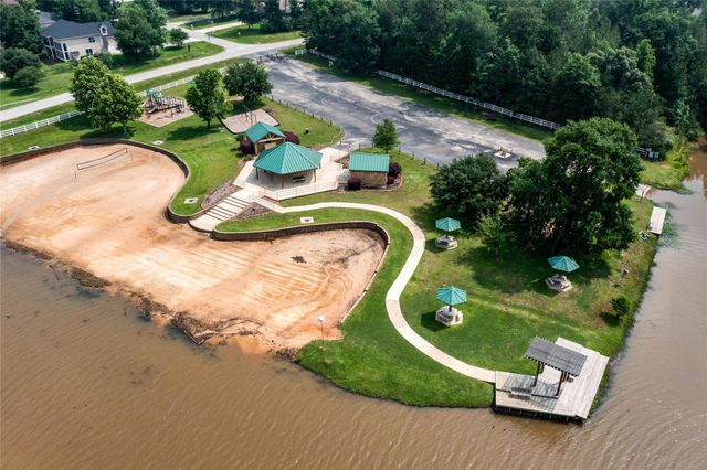 345 Ridgelake Scenic Drive, Montgomery, TX 77316