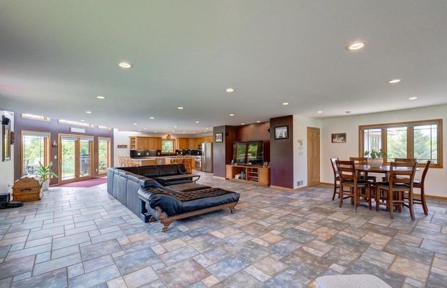 1130 Hill Street, Baraboo, WI 53913
