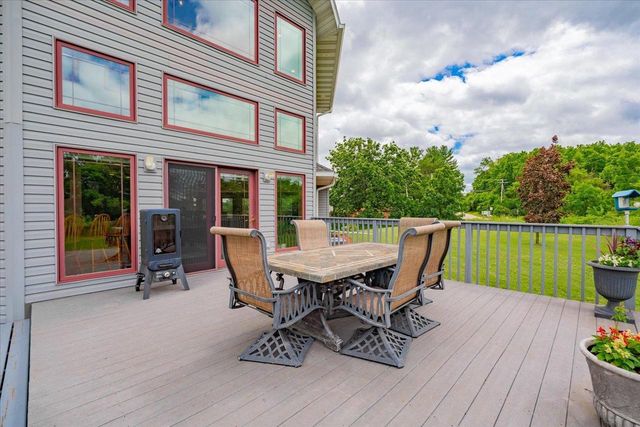 1130 Hill Street, Baraboo, WI 53913