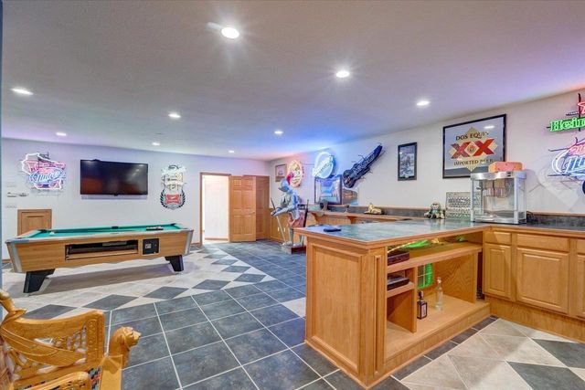 1130 Hill Street, Baraboo, WI 53913