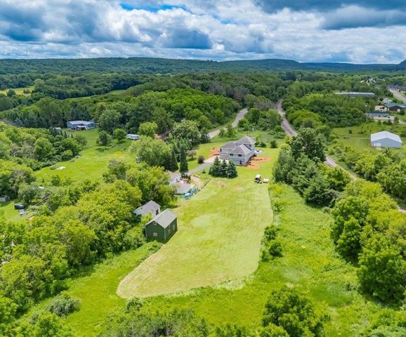 1130 Hill Street, Baraboo, WI 53913