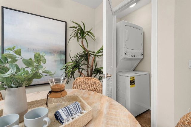 7757 Margerum Ave 247, San Diego, CA 92120