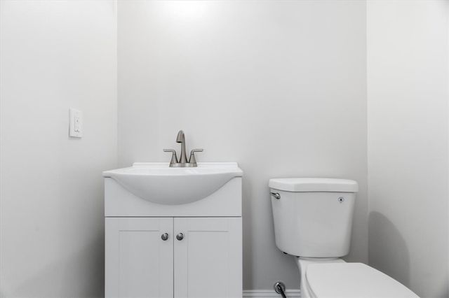 84 Hall Ave, Crafton, PA 15205