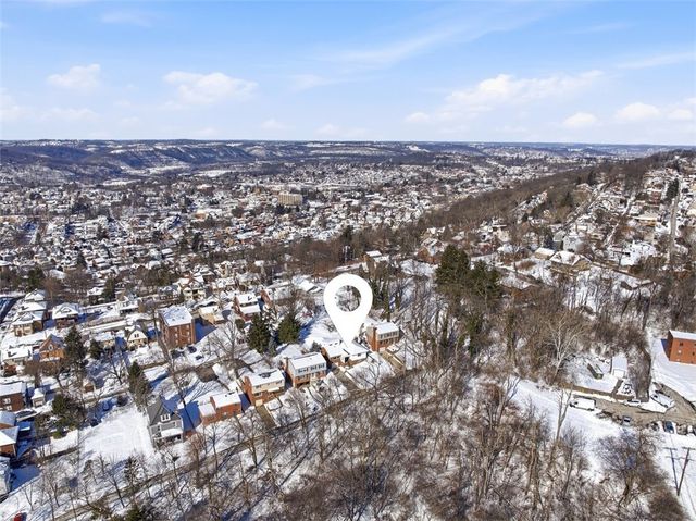 84 Hall Ave, Crafton, PA 15205