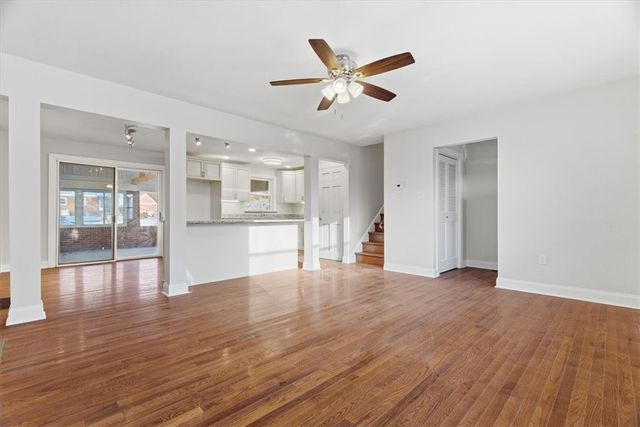 84 Hall Ave, Crafton, PA 15205