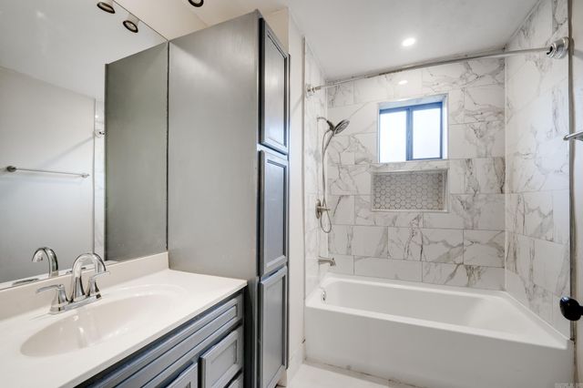 5 Piney Cove Manor, Maumelle, AR 72113