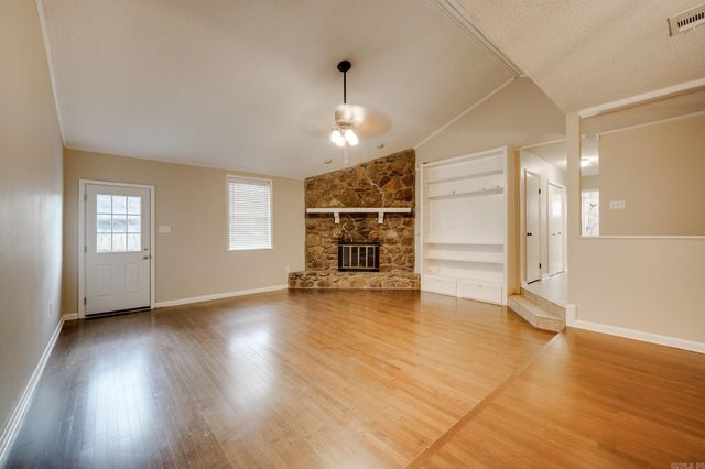 5 Piney Cove Manor, Maumelle, AR 72113