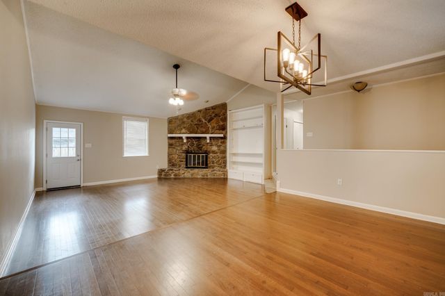 5 Piney Cove Manor, Maumelle, AR 72113