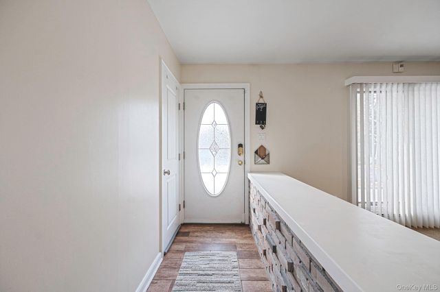 35 Strafford Street, Mastic, NY 11950