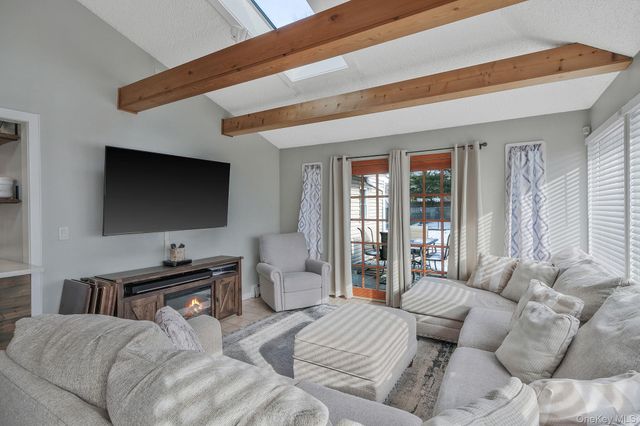 35 Strafford Street, Mastic, NY 11950