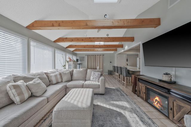 35 Strafford Street, Mastic, NY 11950