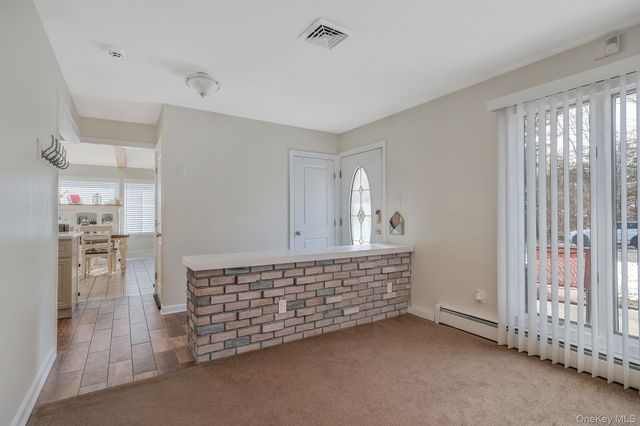 35 Strafford Street, Mastic, NY 11950