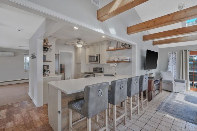 35 Strafford Street, Mastic, NY 11950