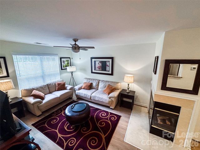 4564 Antelope Lane, Charlotte, NC 28269