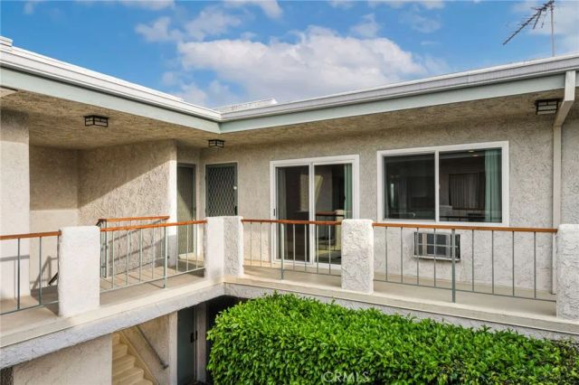 3649 Glendon Avenue 204, Los Angeles, CA 90034