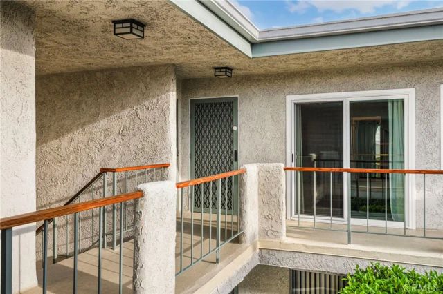 3649 Glendon Avenue 204, Los Angeles, CA 90034