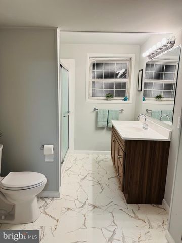 1031 LAKE CLAIRE DR, Annapolis, MD 21409