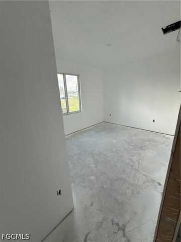 4104 NW 25th ST, Cape Coral, FL 33993