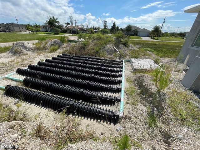 4104 NW 25th ST, Cape Coral, FL 33993