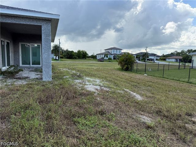 4104 NW 25th ST, Cape Coral, FL 33993