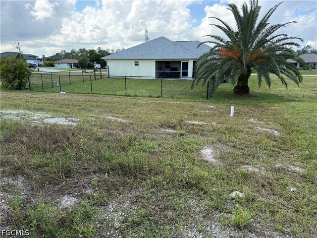 4104 NW 25th ST, Cape Coral, FL 33993