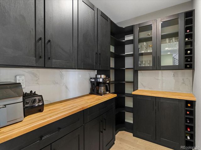 5833 Galena Street, Denver, CO 80238