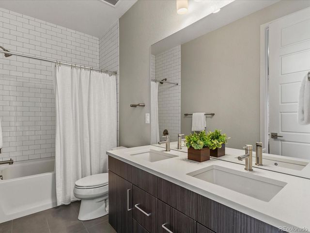 5833 Galena Street, Denver, CO 80238