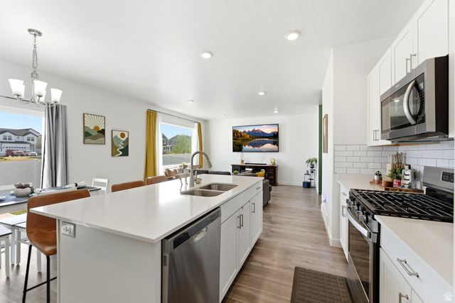 3835 W COLD POND AVE, Lehi, UT 84043