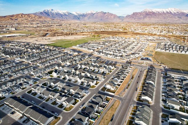 3835 W COLD POND AVE, Lehi, UT 84043