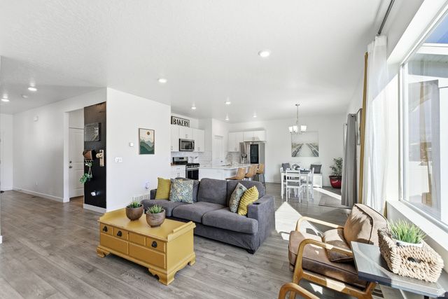 3835 W COLD POND AVE, Lehi, UT 84043