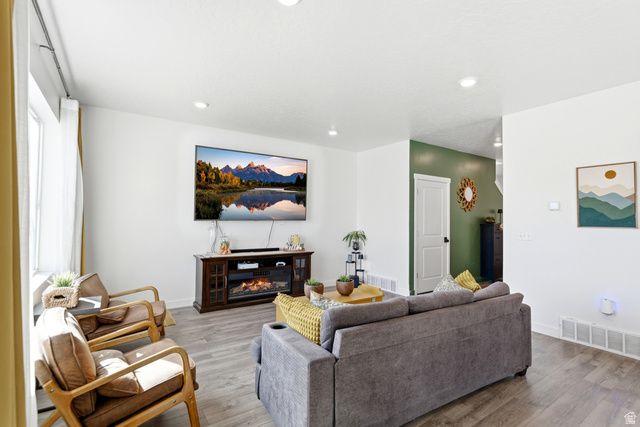 3835 W COLD POND AVE, Lehi, UT 84043