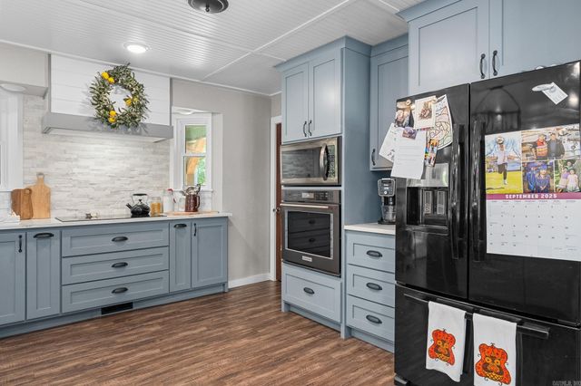 110662 S 4750 Road, Muldrow, OK 74948