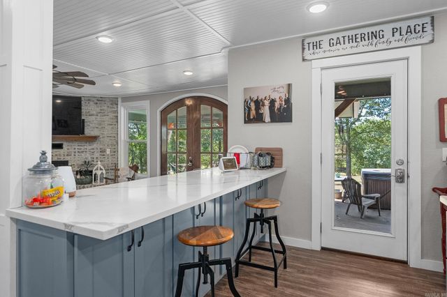 110662 S 4750 Road, Muldrow, OK 74948