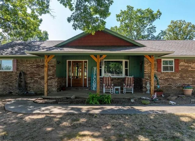 110662 S 4750 Road, Muldrow, OK 74948