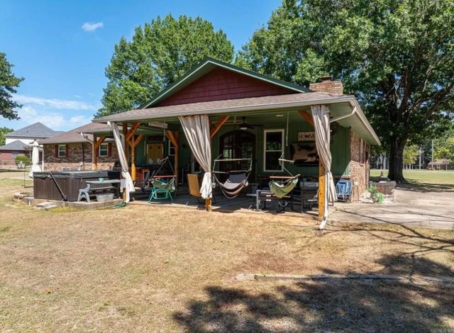 110662 S 4750 Road, Muldrow, OK 74948