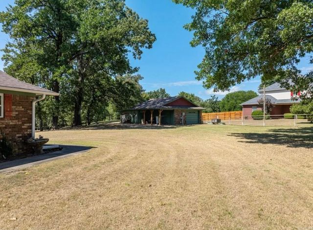 110662 S 4750 Road, Muldrow, OK 74948