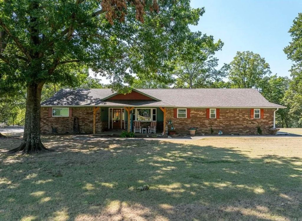110662 S 4750 Road, Muldrow, OK 74948