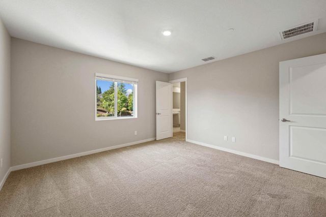 2572 Bog St, Lincoln, CA 95648