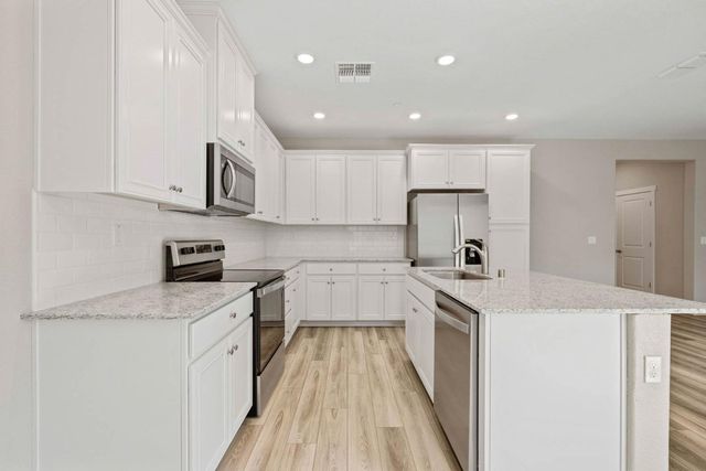 2572 Bog St, Lincoln, CA 95648