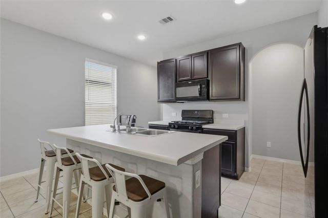 9938 Yanet Grove Lane, Houston, TX 77044