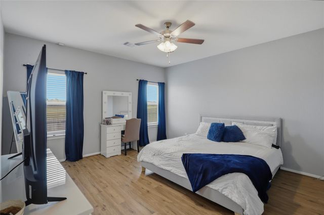 9938 Yanet Grove Lane, Houston, TX 77044