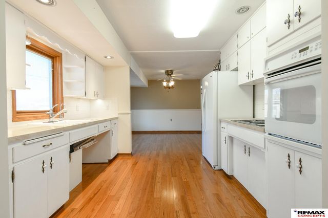 10331 N 145th Street, Waverly, NE 68462