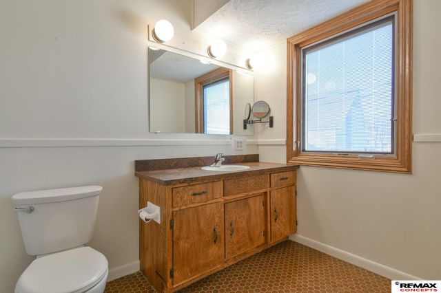 10331 N 145th Street, Waverly, NE 68462