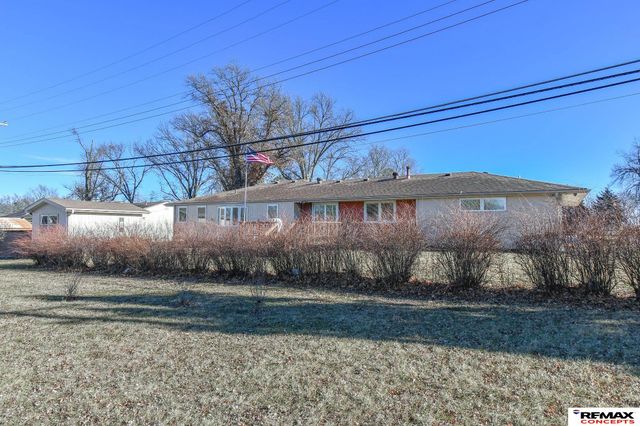 10331 N 145th Street, Waverly, NE 68462