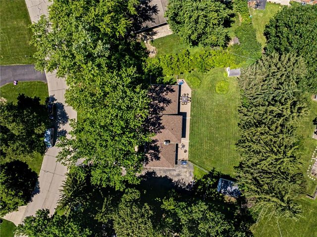 5309 Red Coach Road, Centerville, OH 45429