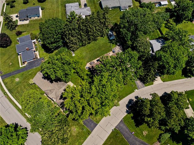5309 Red Coach Road, Centerville, OH 45429