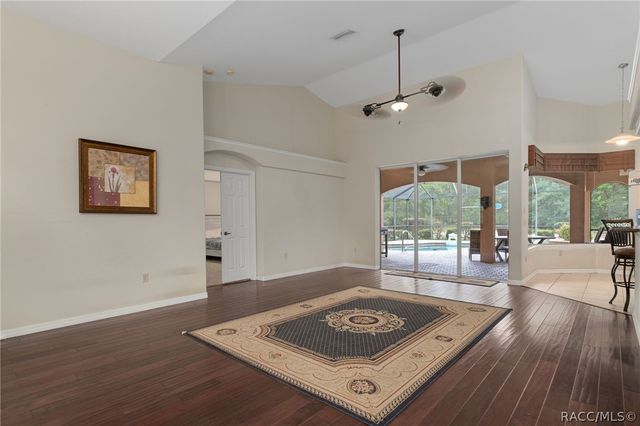 4847 W Geyser Court, Beverly Hills, FL 34465
