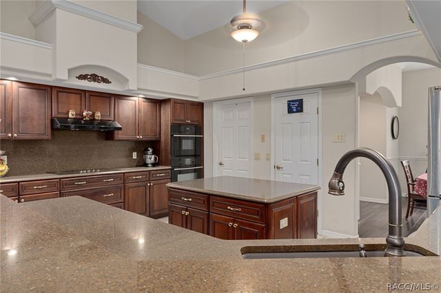 4847 W Geyser Court, Beverly Hills, FL 34465