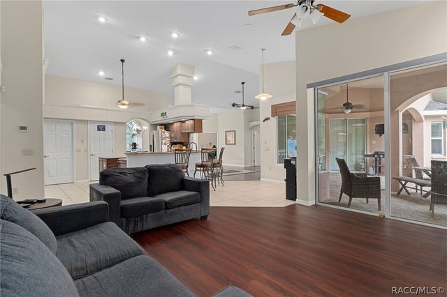 4847 W Geyser Court, Beverly Hills, FL 34465
